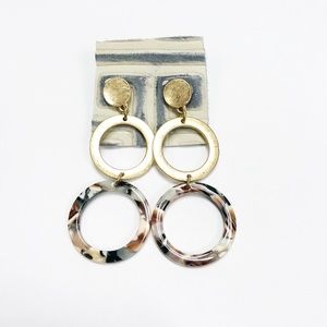 Brown tortoise and gold drop earrings